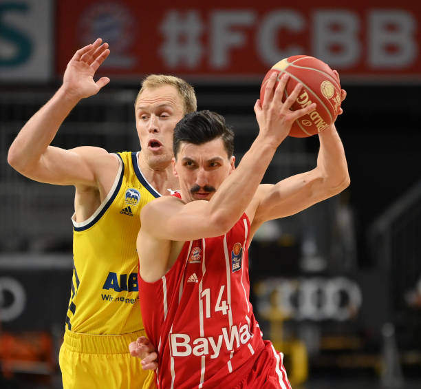 詹姆斯的高 詹姆斯的高